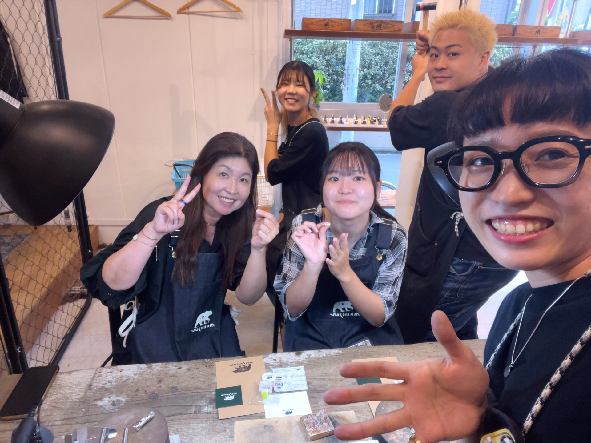 吉祥寺、井の頭公園でアクセサリー製作体験（東京店）