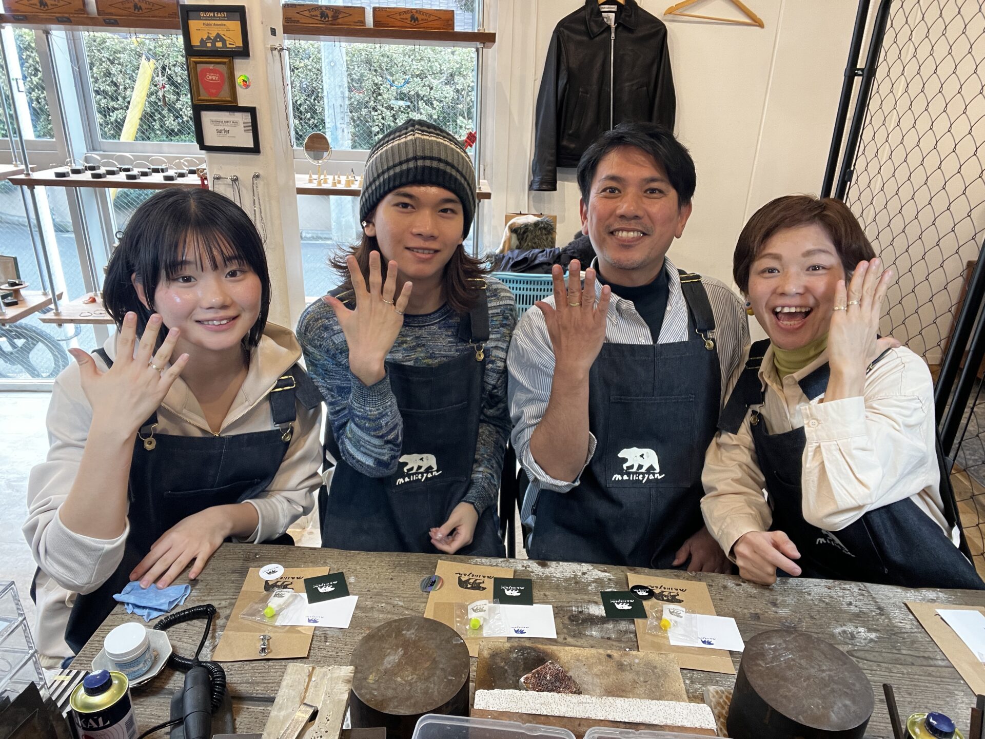 家族４人で過ごす休日のリング製作体験