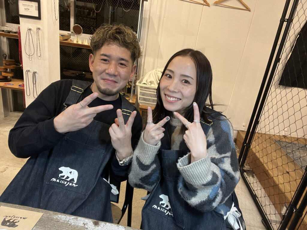 カップルでお揃いの縦槌目リング製作体験（東京店）